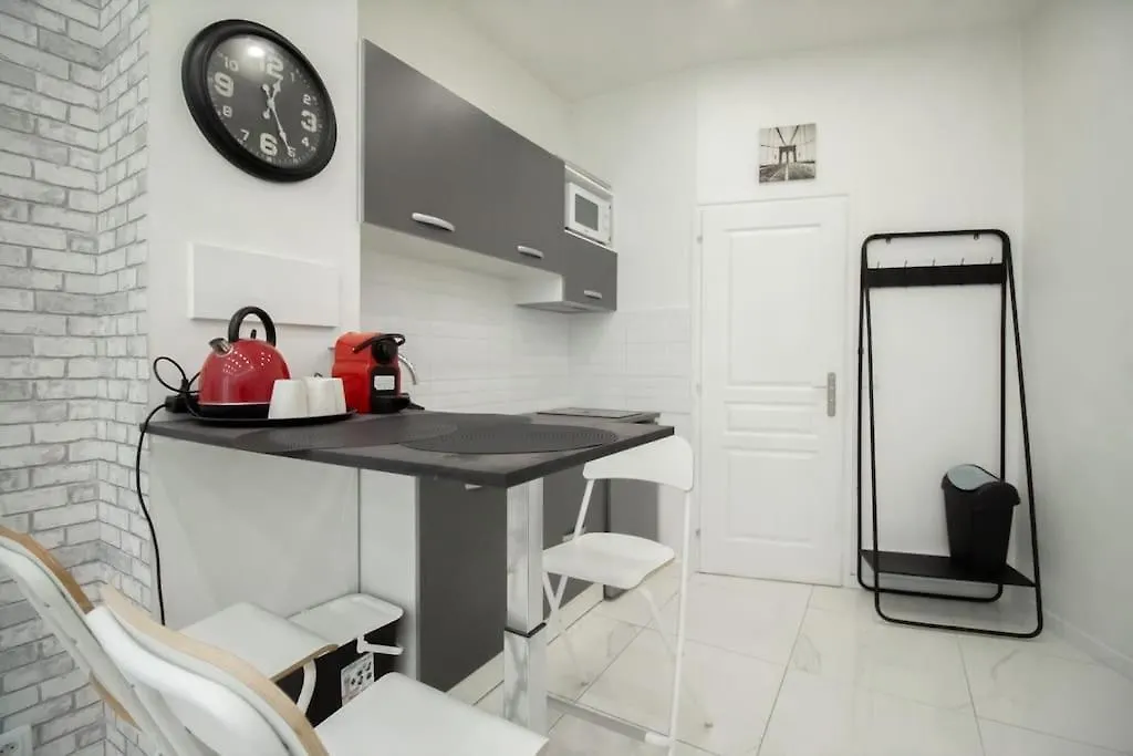Studio 3 Lits Proche Montmartre Sacre-Coeur Apartment Paris 0*,  France